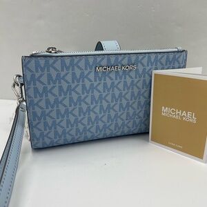 MICHAEL KORS JST Lg Double Zip Signature Logo Wristlet Wallet 
Pale Ocean 
NWT